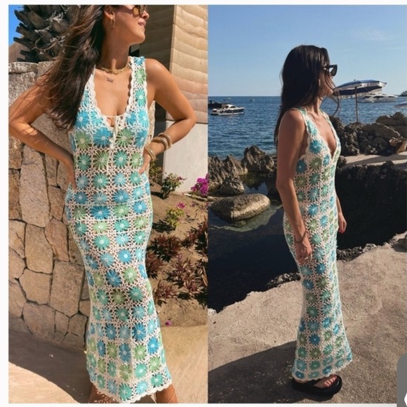 Show me your mumu Vacay crochet maxi dress coverup - Picture 4 of 9